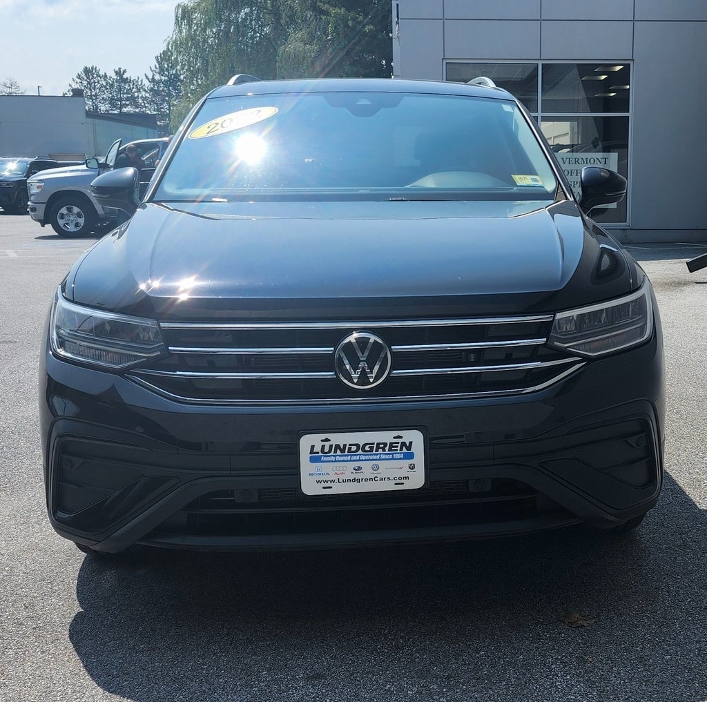 Used 2022 Volkswagen Tiguan SE with VIN 3VV2B7AX6NM130460 for sale in Rutland, VT