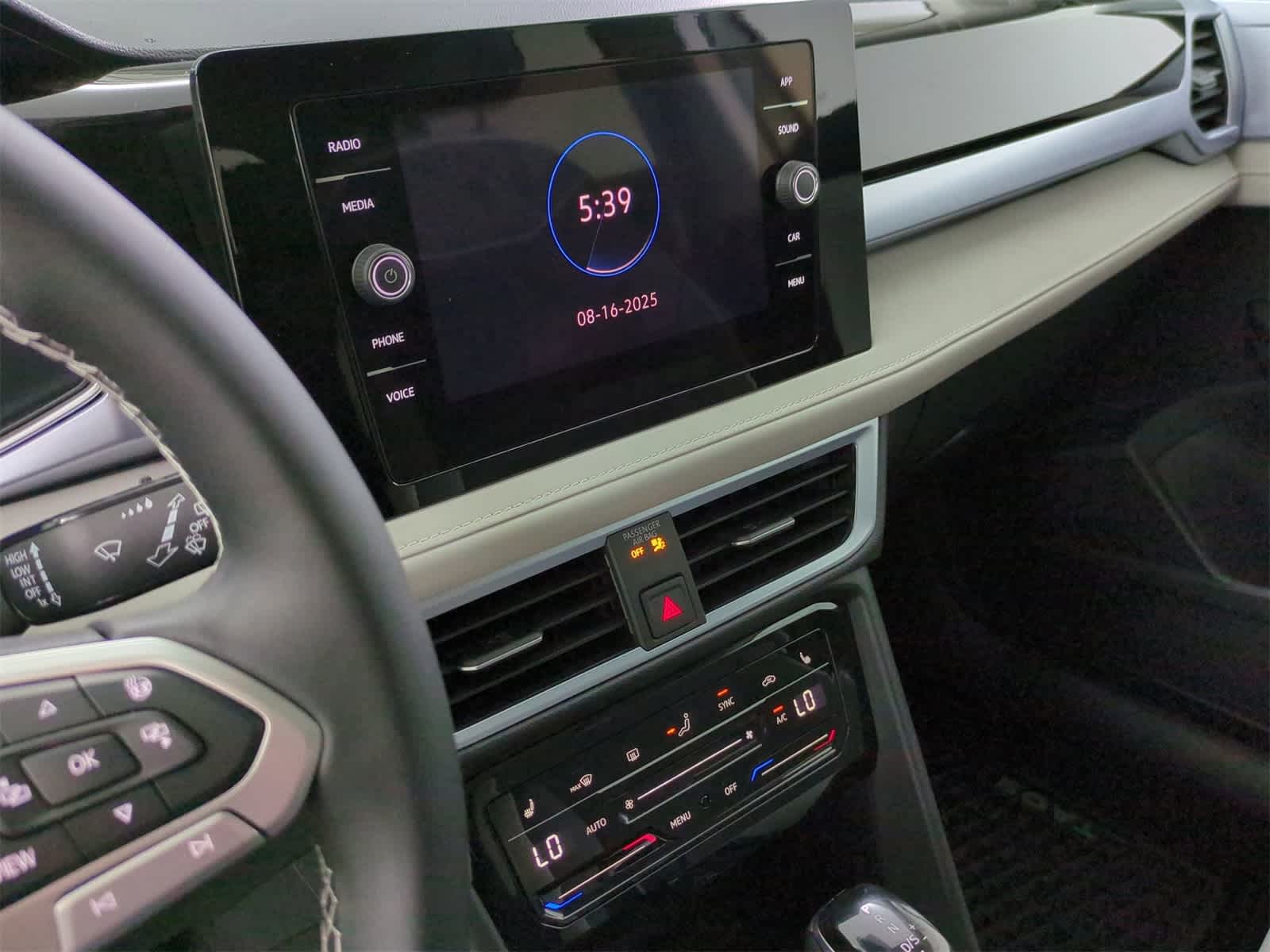 Thumbnail: 2025 Volkswagen Taos - 28