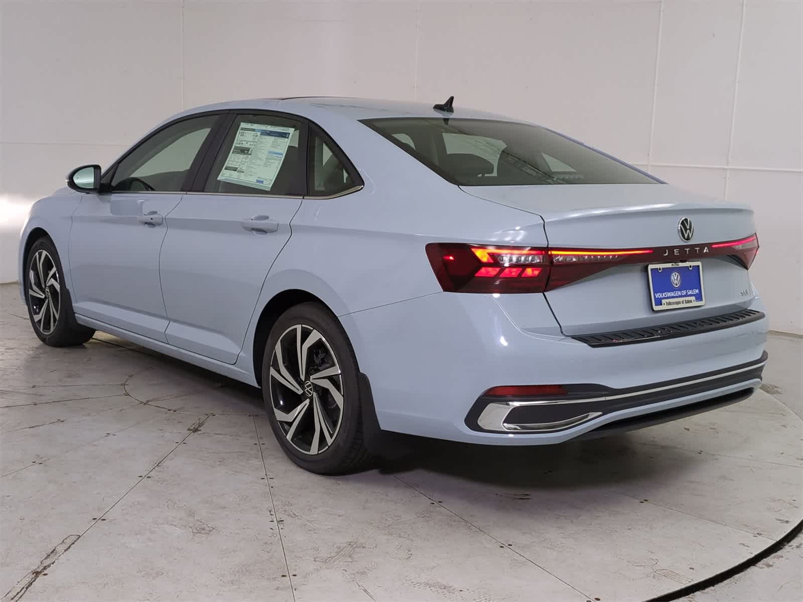 Thumbnail: 2025 Volkswagen Jetta - 4