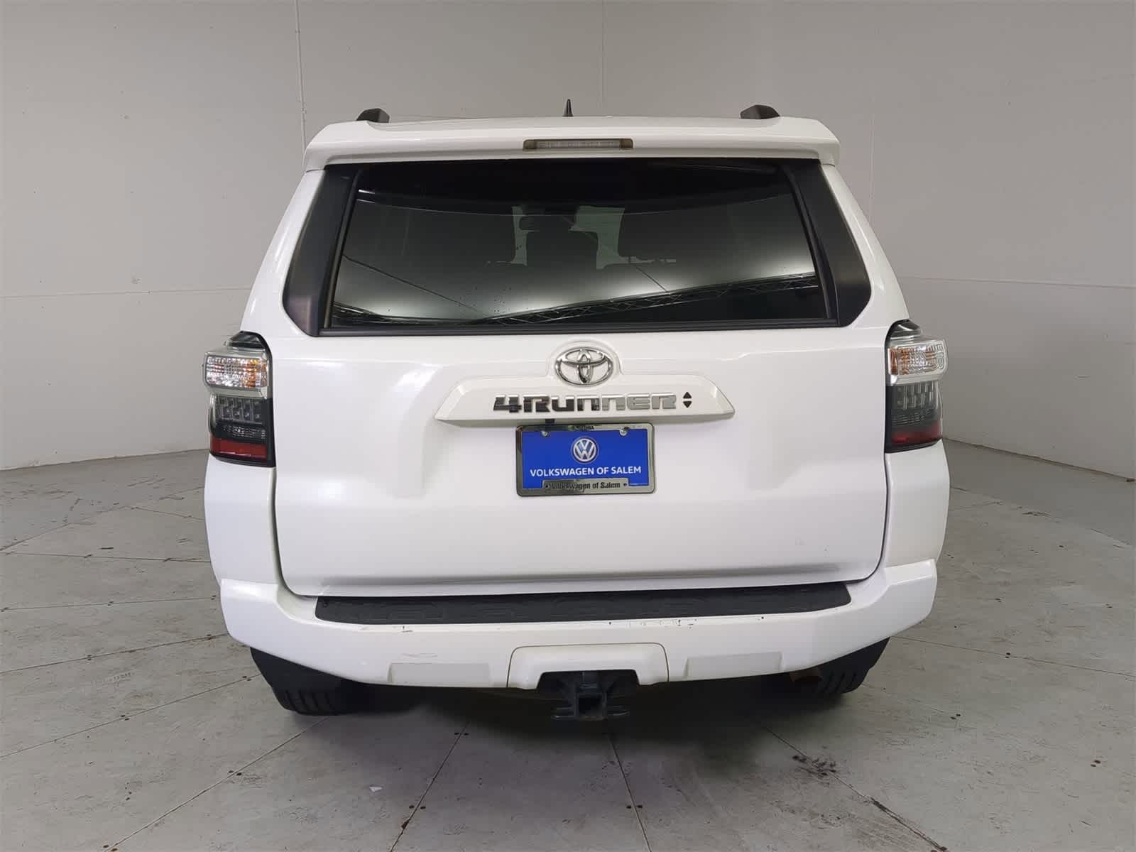 Thumbnail: 2022 Toyota 4Runner - 5