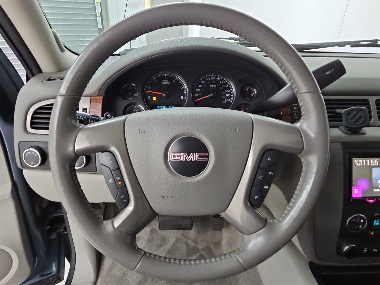 Thumbnail: 2008 GMC Yukon - 22