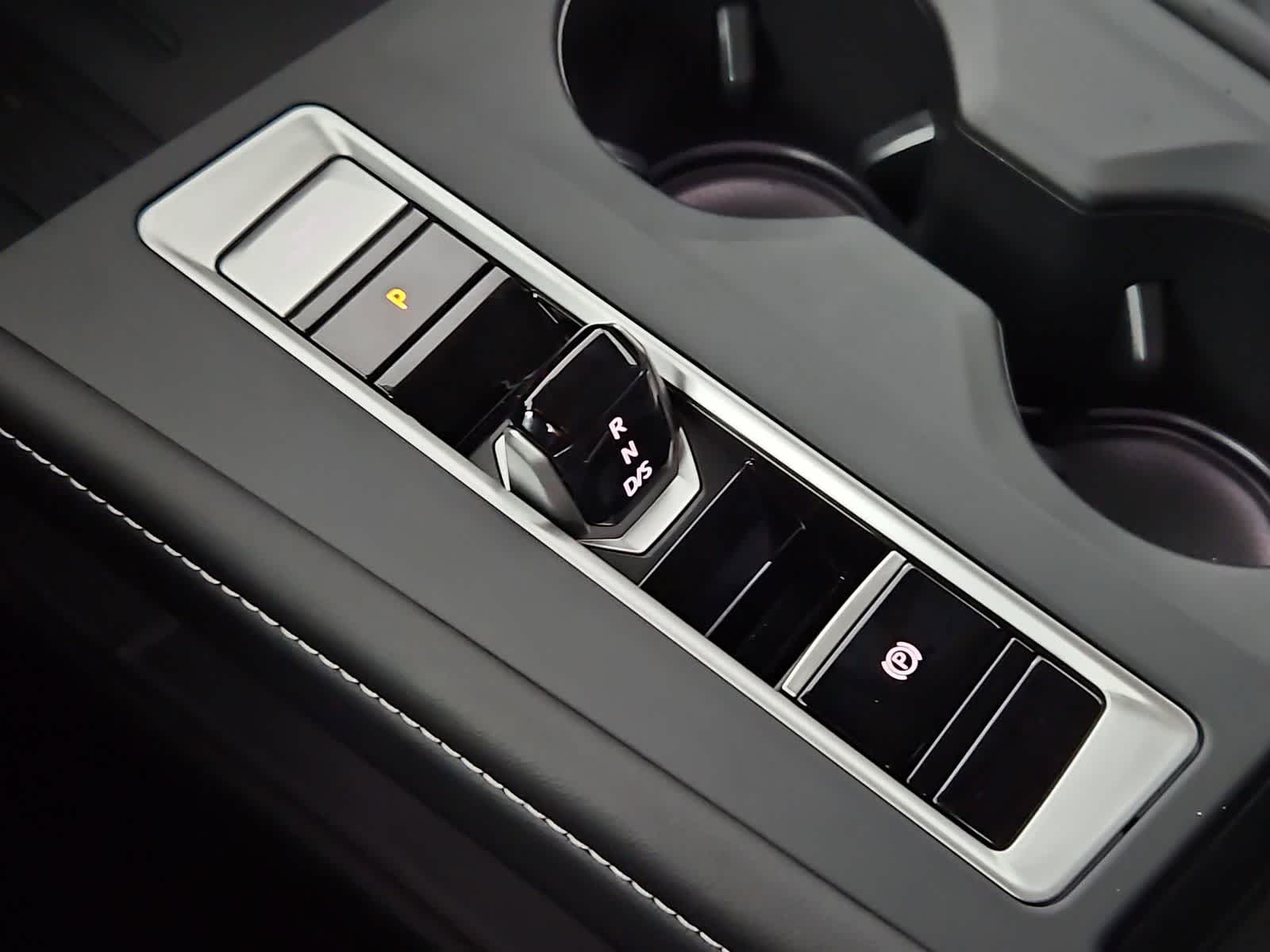 Thumbnail: 2026 Volkswagen Atlas - 32