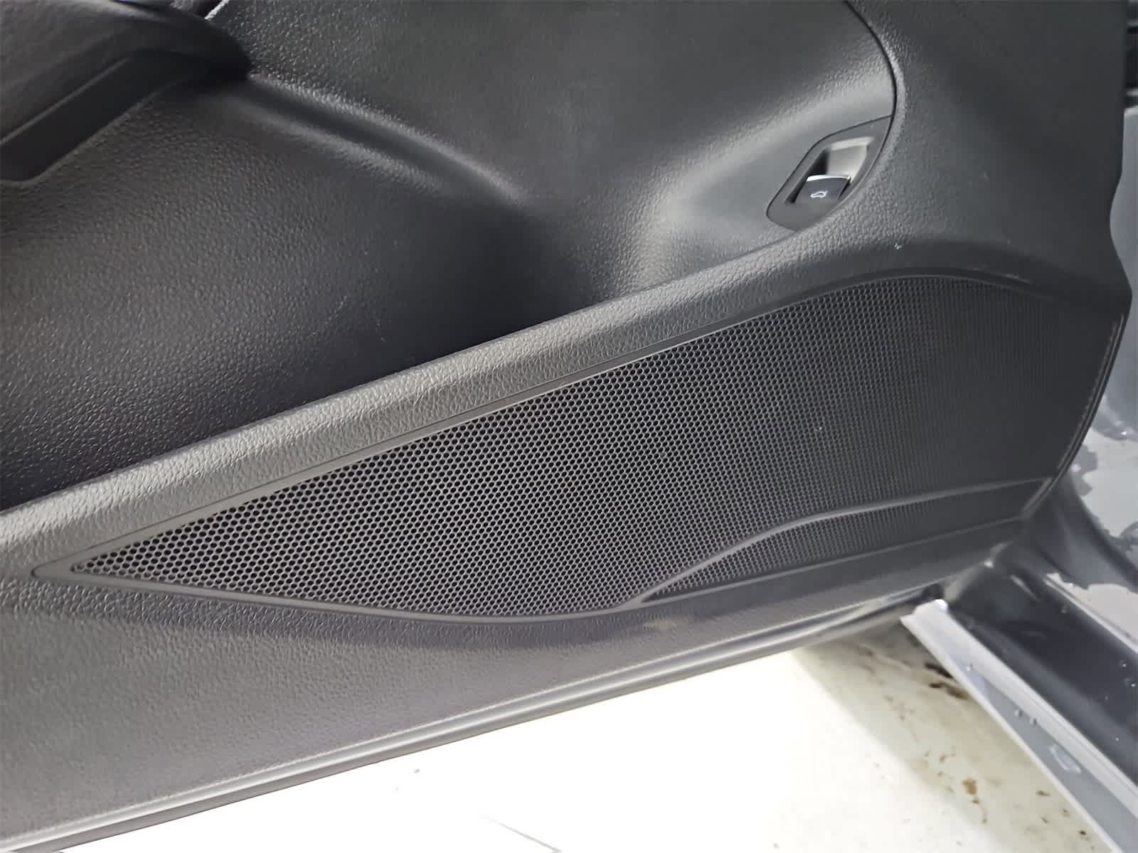 Thumbnail: 2022 Volkswagen Passat - 32