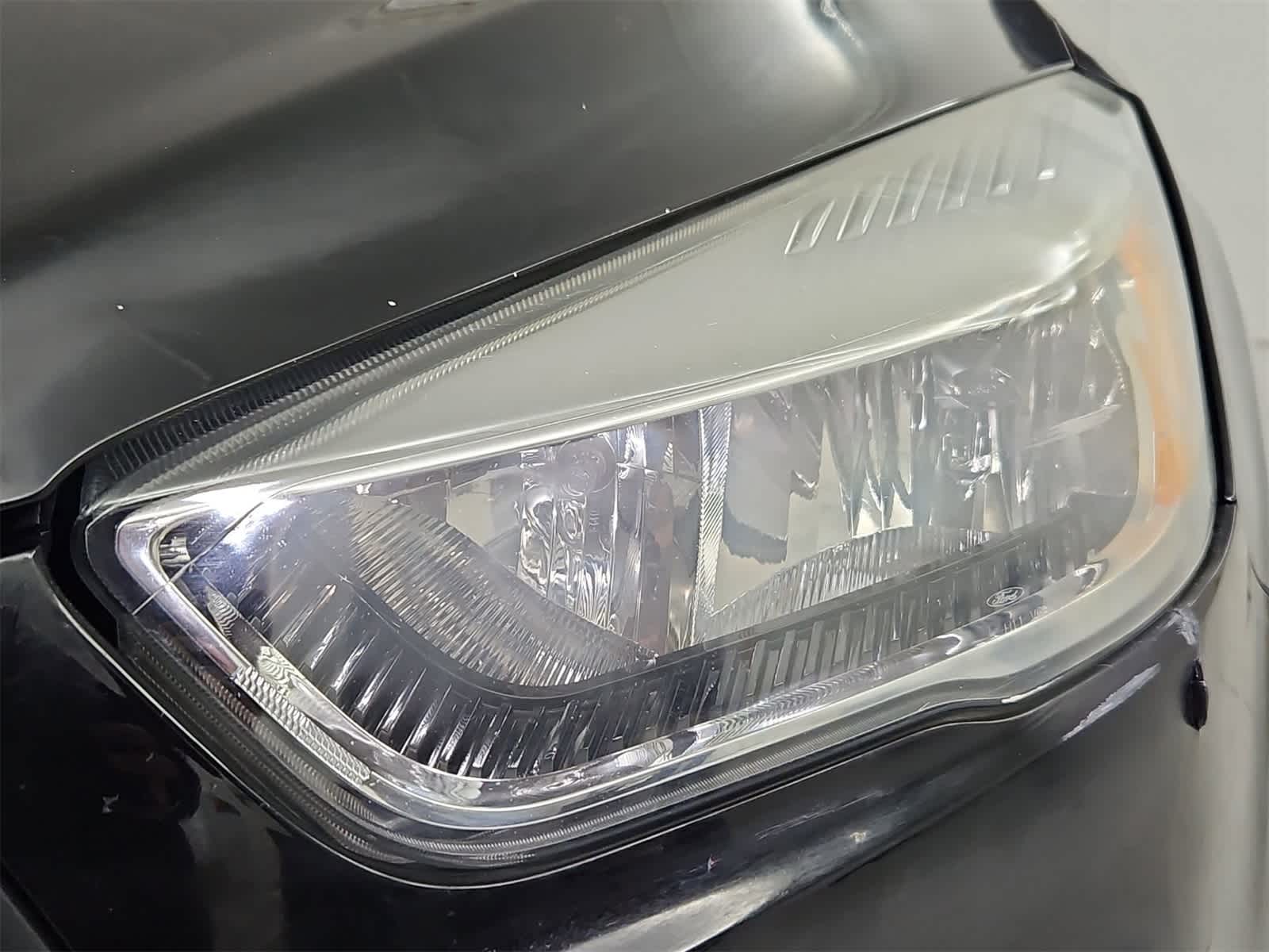 Thumbnail: 2017 Ford Escape - 10