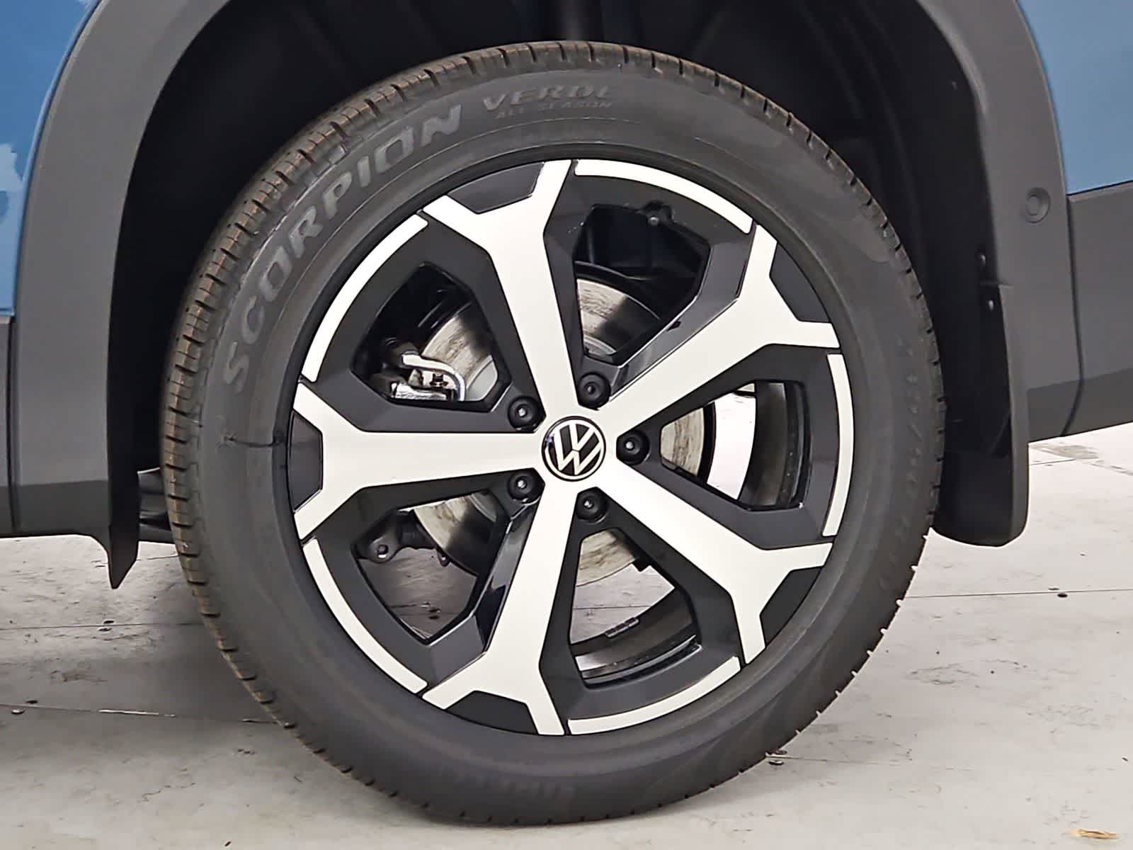 Thumbnail: 2026 Volkswagen Tiguan - 13