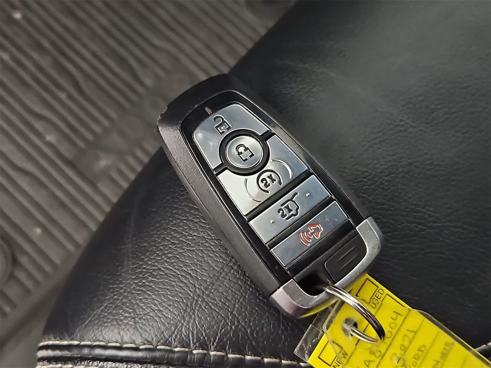 Thumbnail: 2021 Ford Explorer - 38