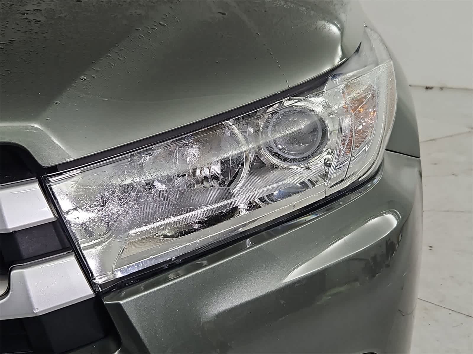 Thumbnail: 2018 Toyota Highlander - 10