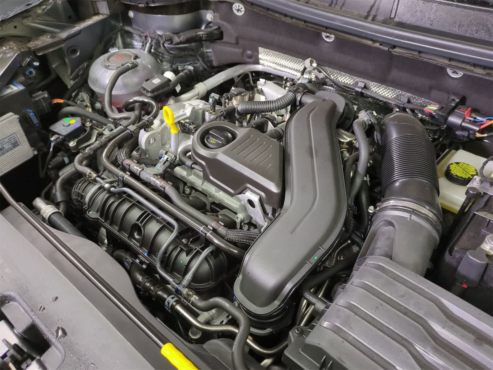 Thumbnail: 2025 Volkswagen Taos - 14