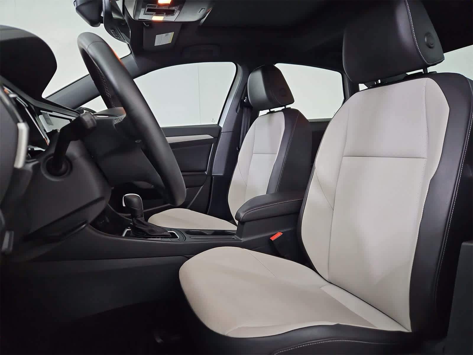 Thumbnail: 2020 Volkswagen Jetta - 16