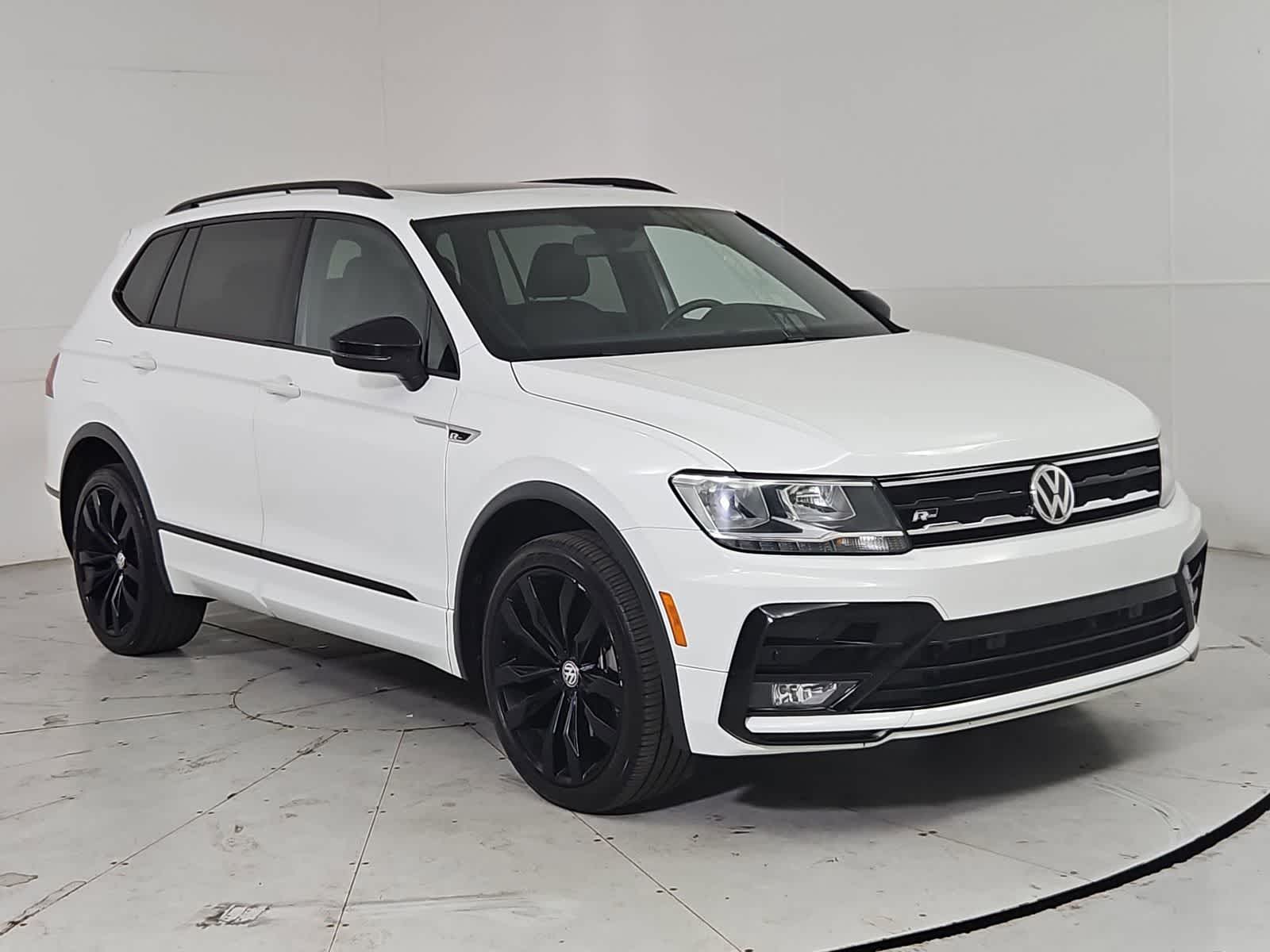 Thumbnail: 2021 Volkswagen Tiguan - 8