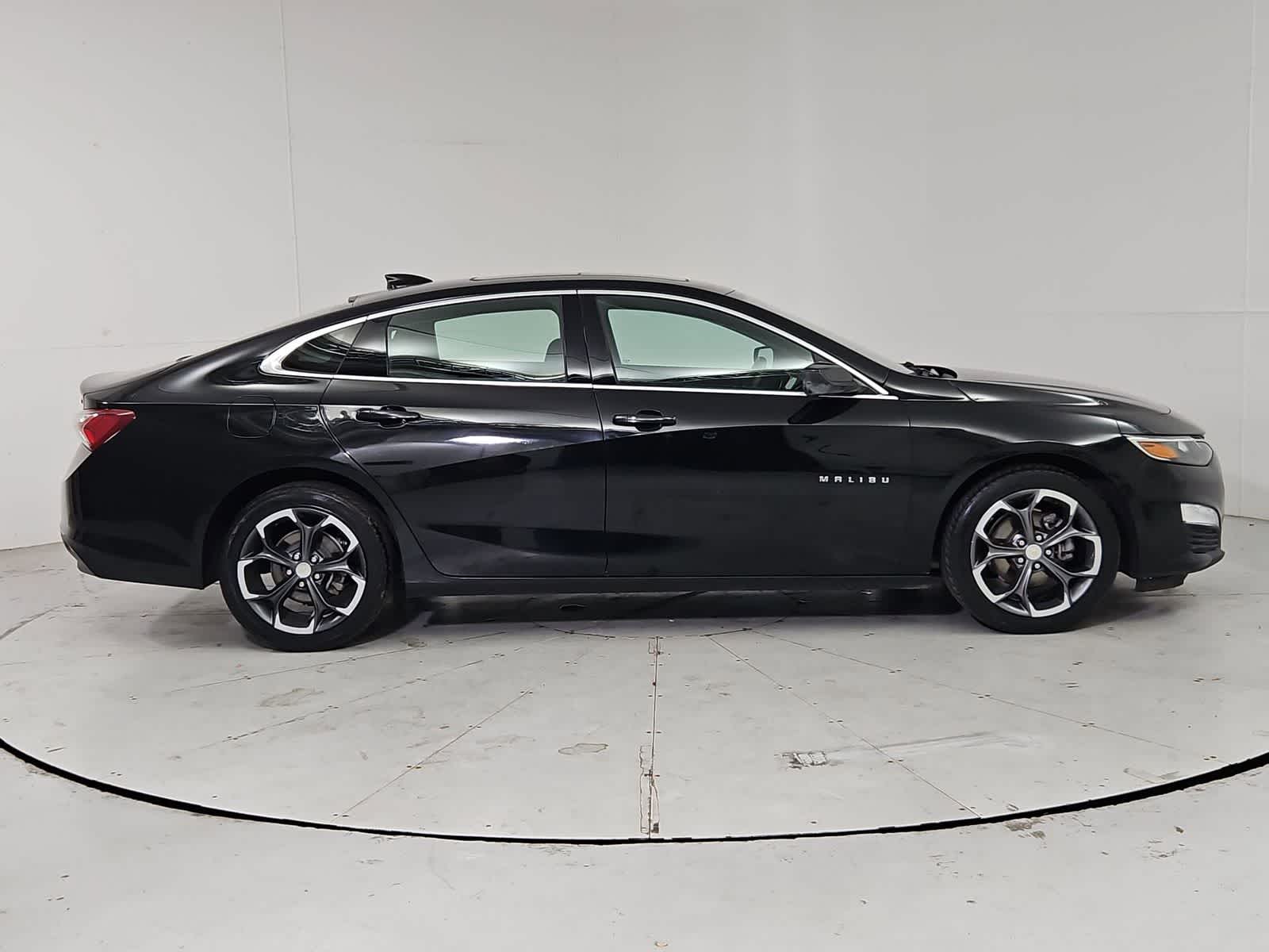 Thumbnail: 2021 Chevrolet Malibu - 7