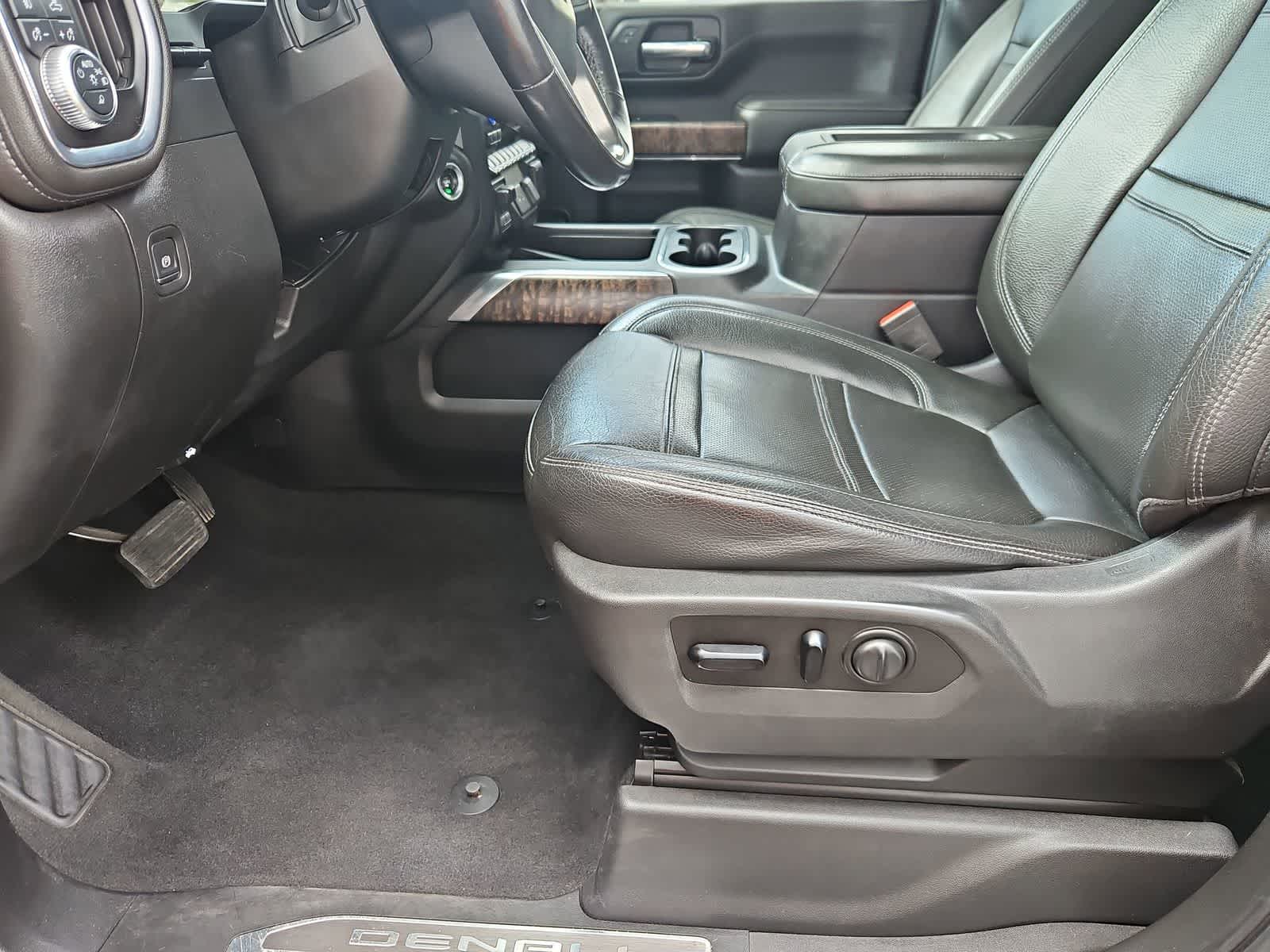 Thumbnail: 2020 GMC Sierra 2500 - 16