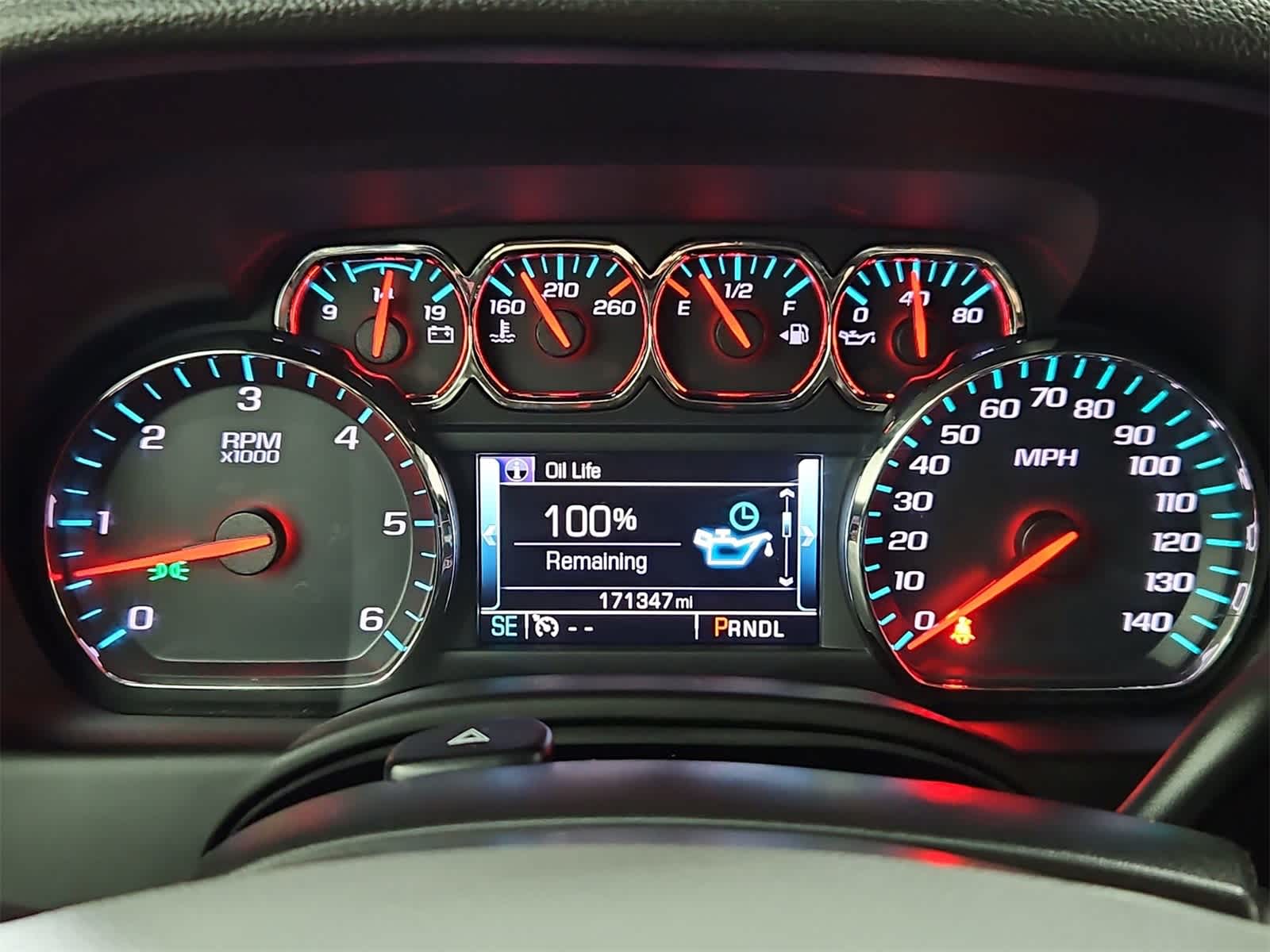 Thumbnail: 2017 GMC Yukon XL - 33