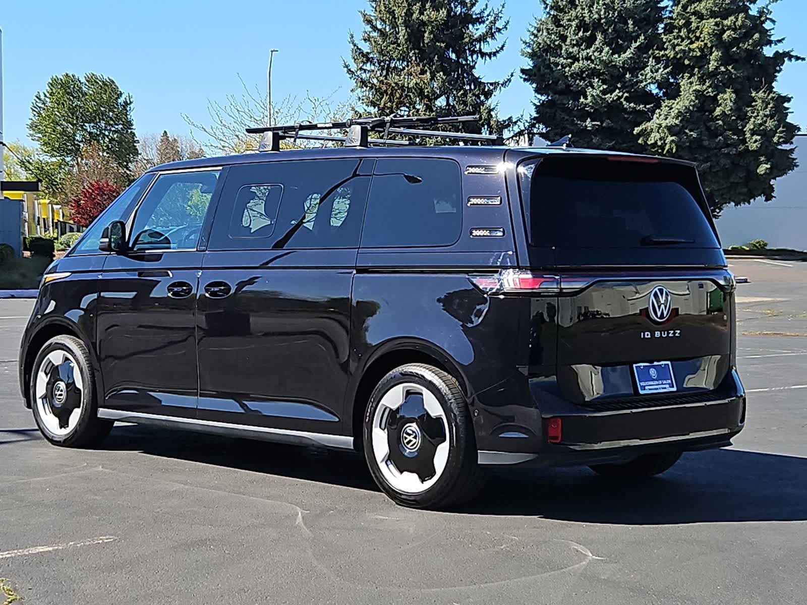 Thumbnail: 2025 Volkswagen ID.Buzz - 4