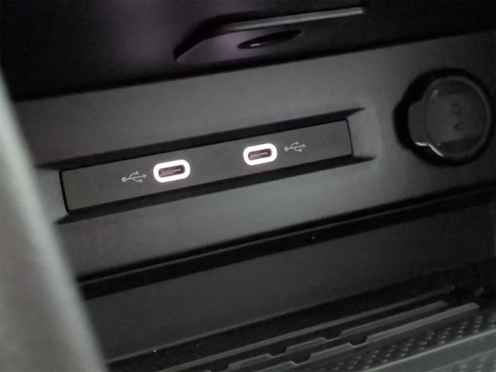 Thumbnail: 2025 Volkswagen Taos - 33