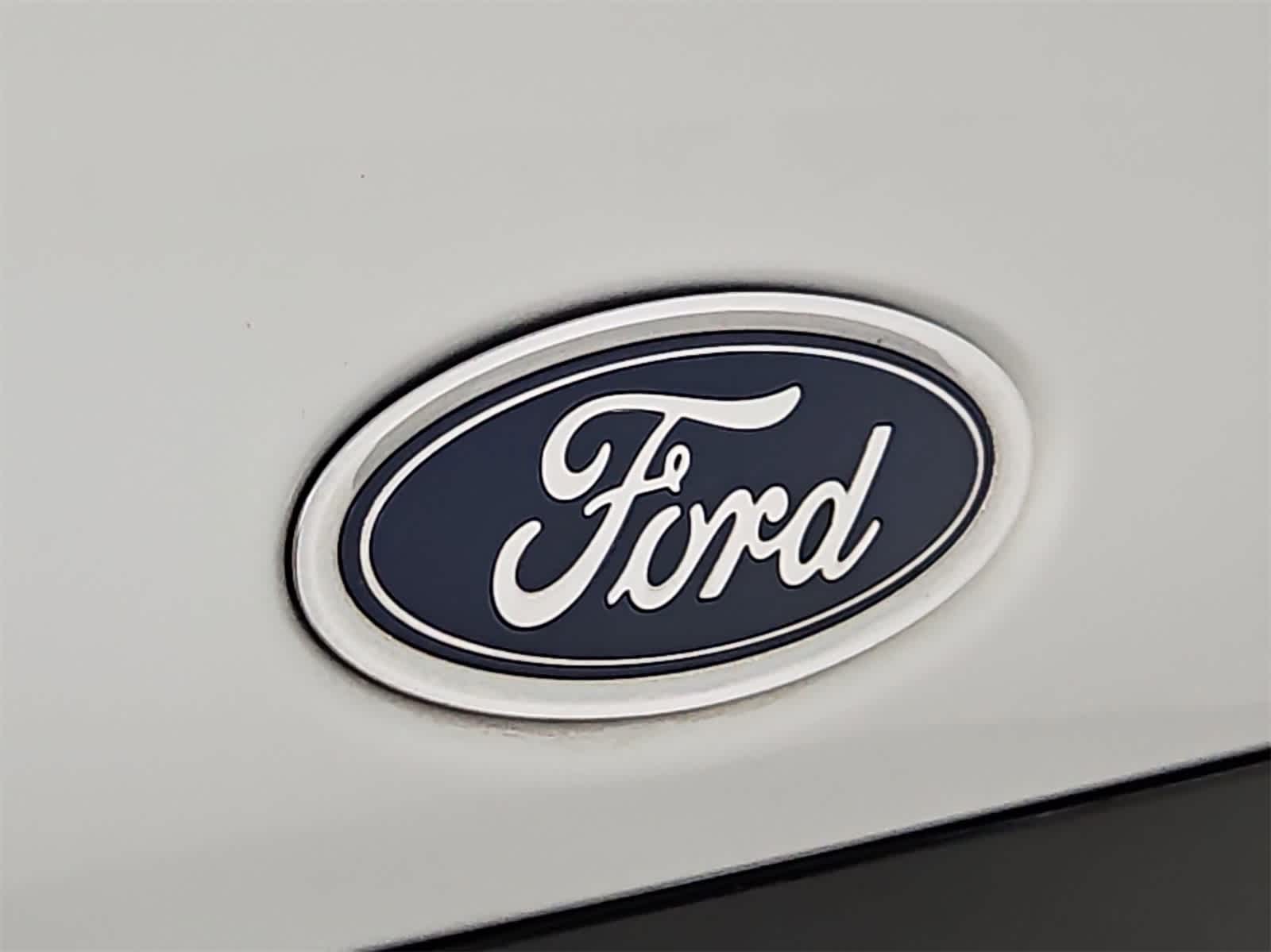 2021 Ford EcoSport SES 11