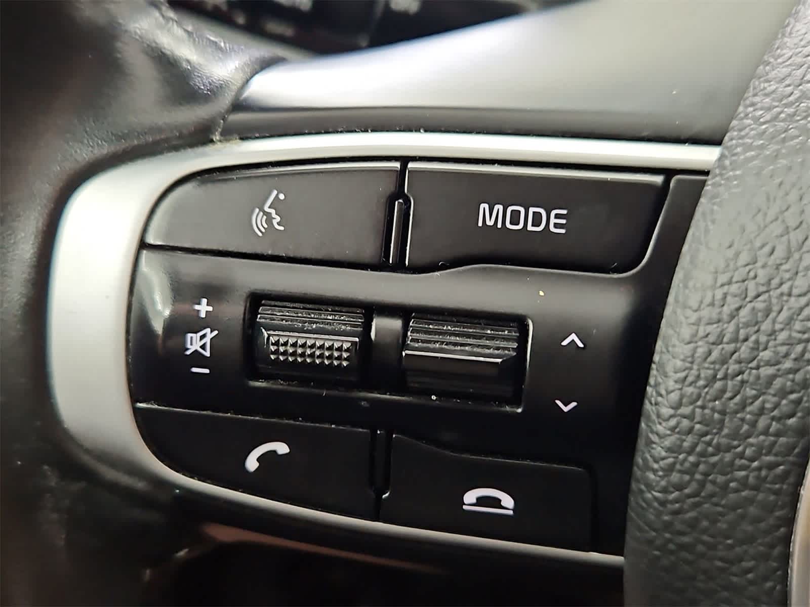 Thumbnail: 2023 Kia K5 - 23