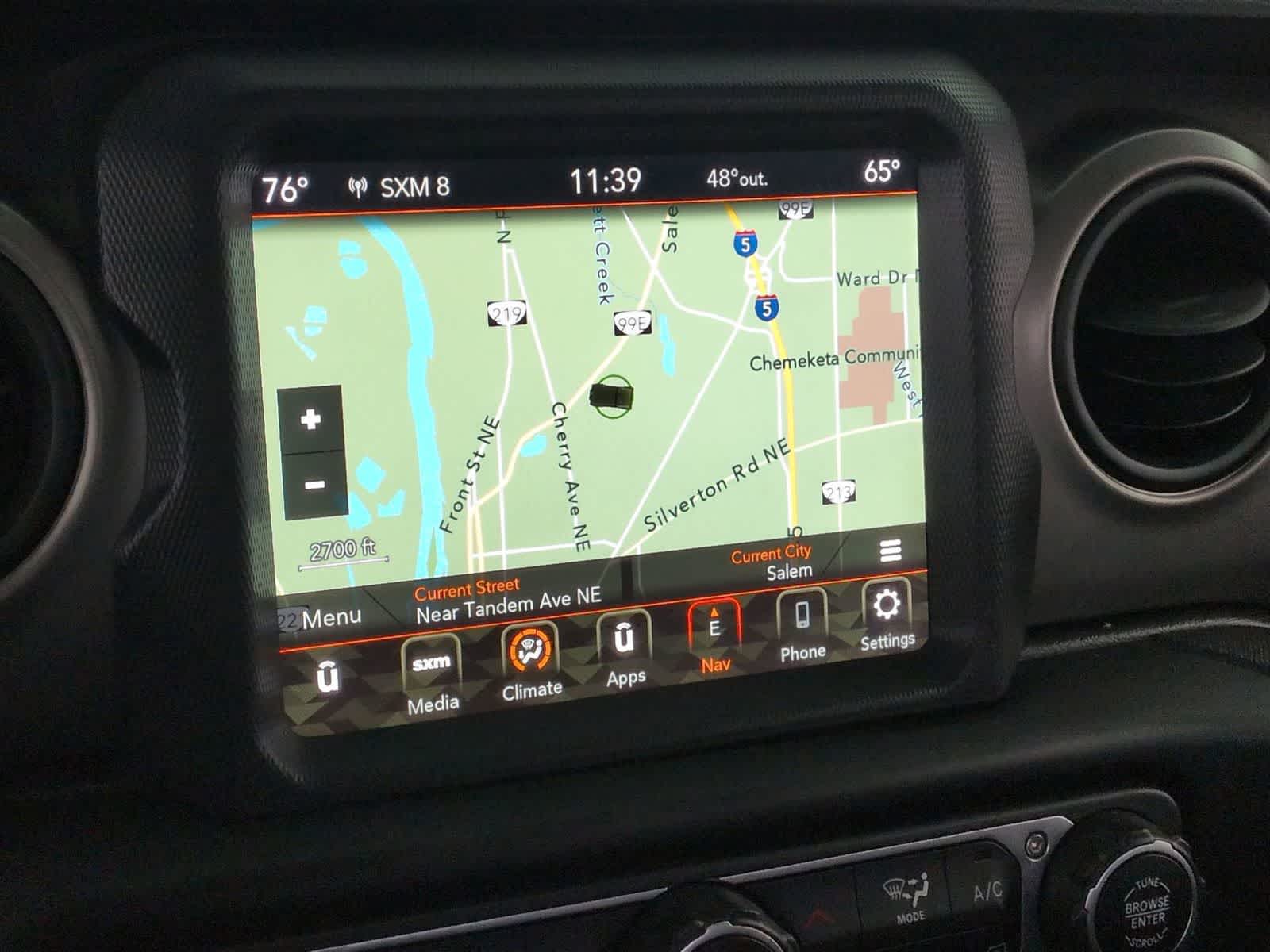 Thumbnail: 2021 Jeep Gladiator - 28