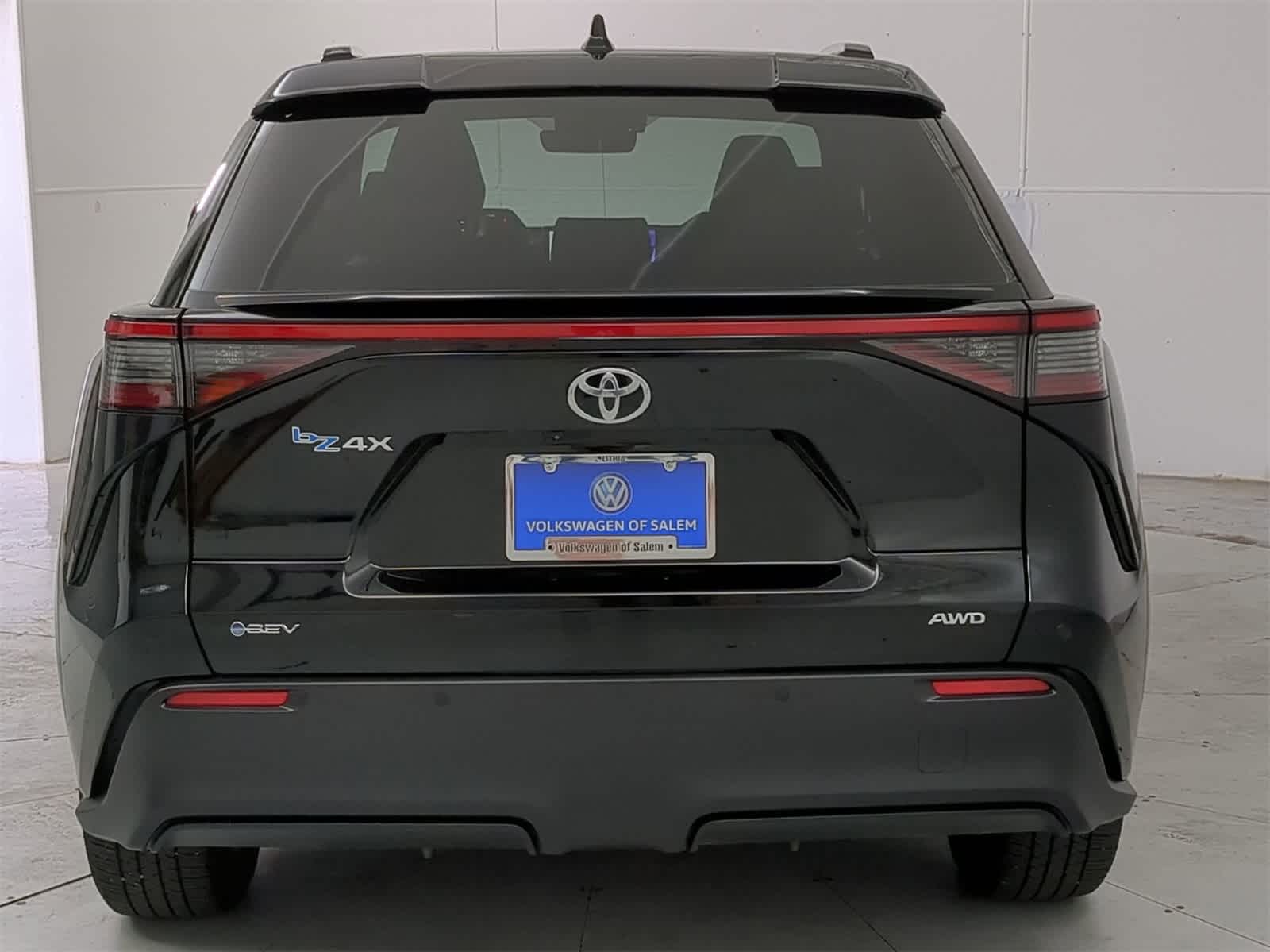 2024 Toyota bZ4X XLE 5
