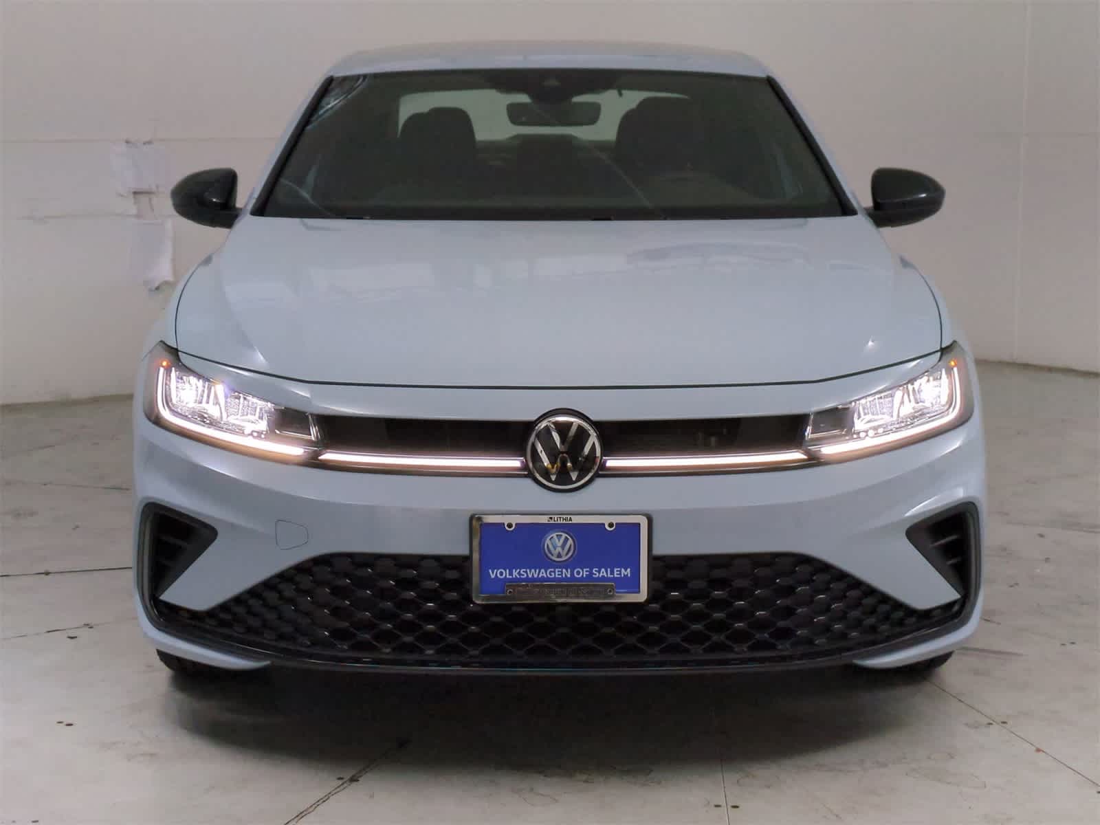 Thumbnail: 2025 Volkswagen Jetta - 9