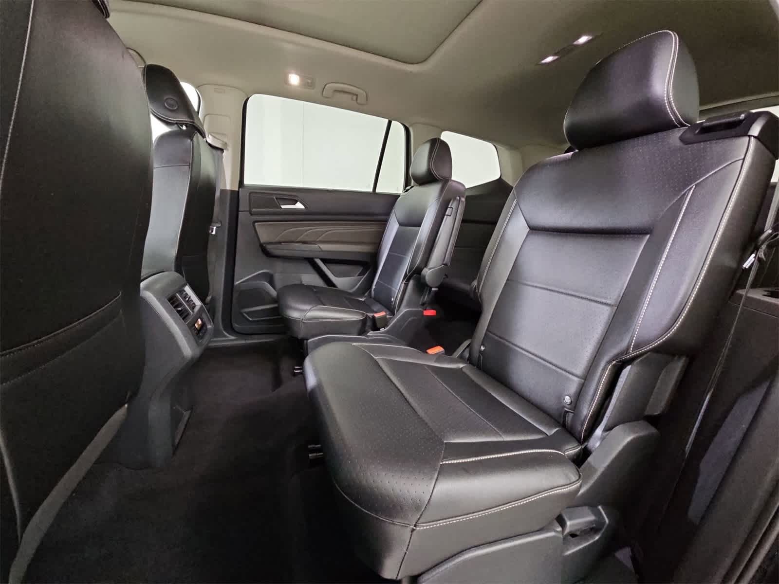 Thumbnail: 2021 Volkswagen Atlas - 20