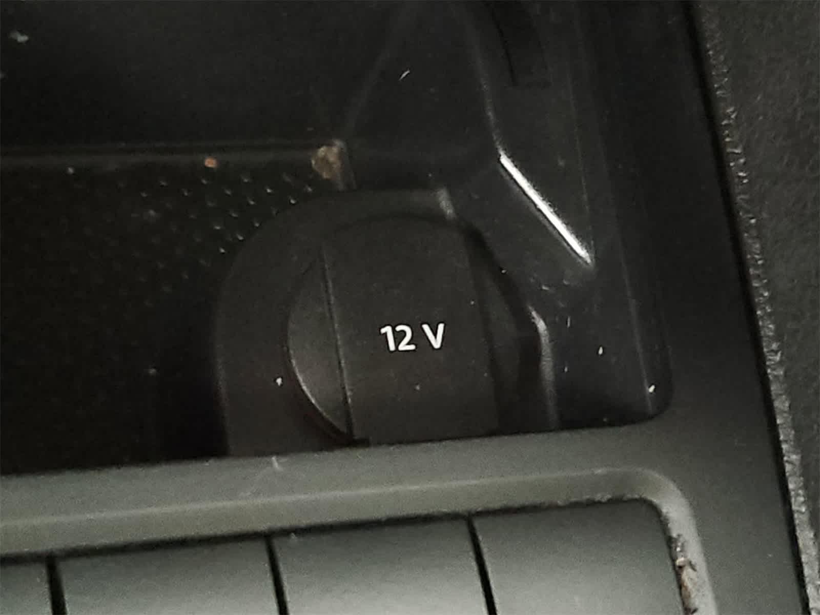 Thumbnail: 2011 Volkswagen Jetta - 30