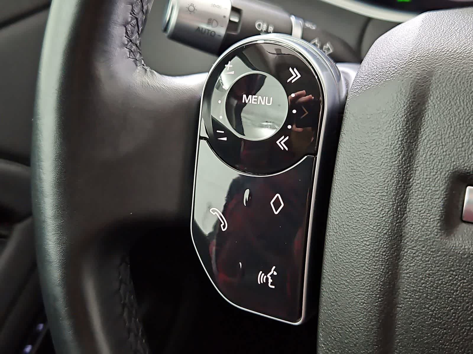 Thumbnail: 2020 Land Rover Range Rover Evoque - 25