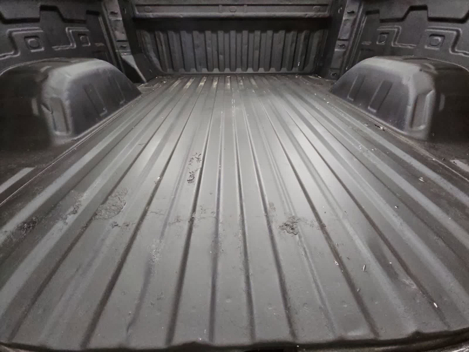 Thumbnail: 2020 Chevrolet Silverado 1500 - 32