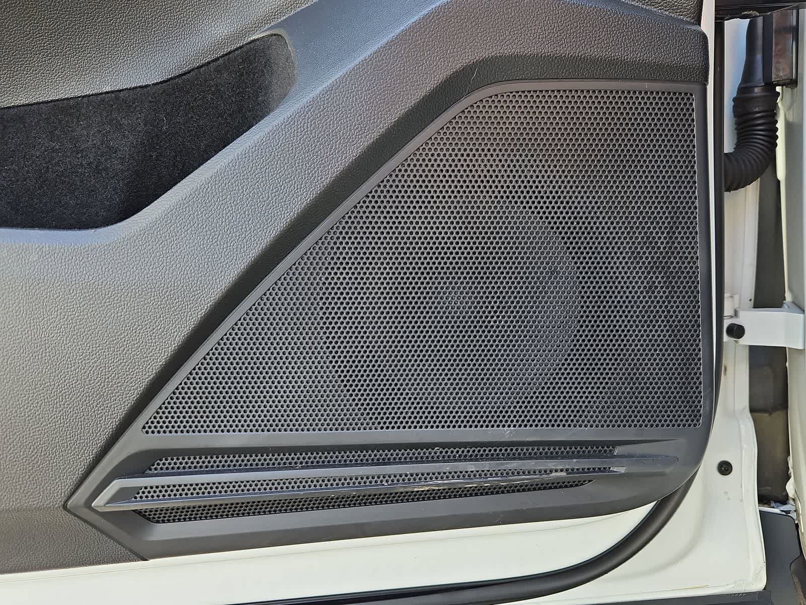 Thumbnail: 2021 Volkswagen Tiguan - 30