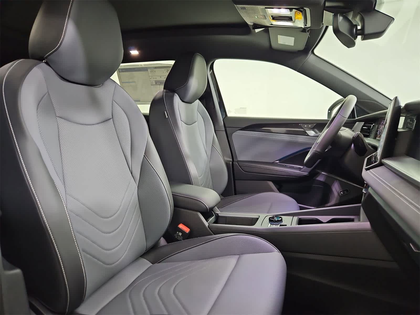 Thumbnail: 2026 Volkswagen Tiguan - 23