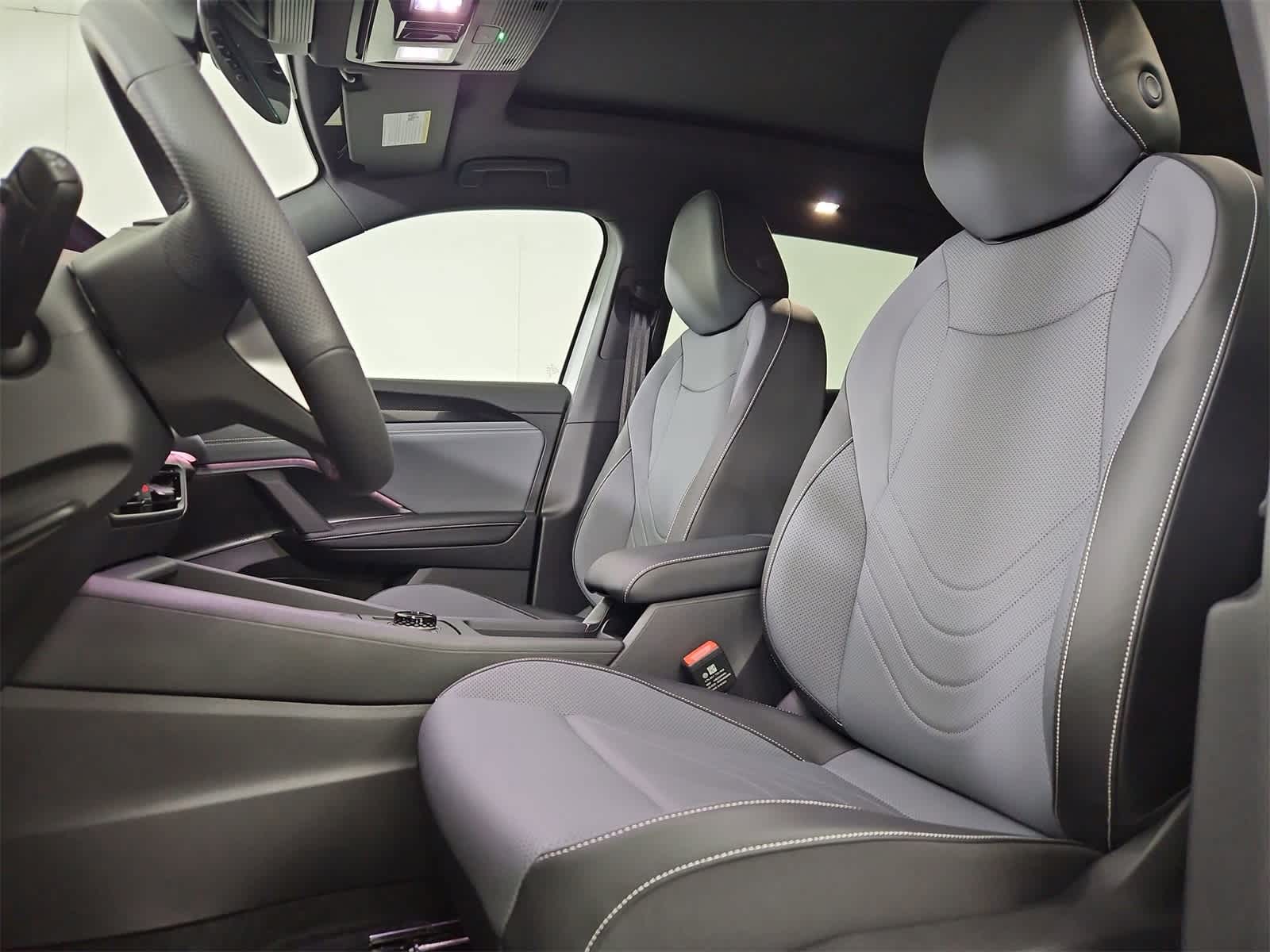 Thumbnail: 2025 Volkswagen Tiguan - 16