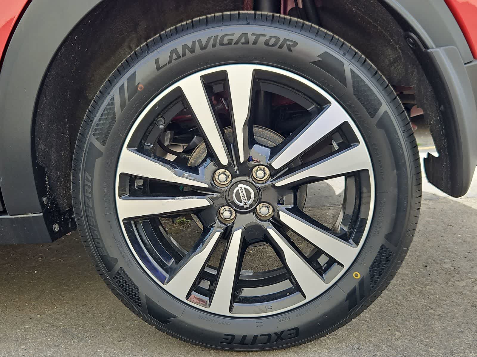 Thumbnail: 2020 Nissan Kicks - 12