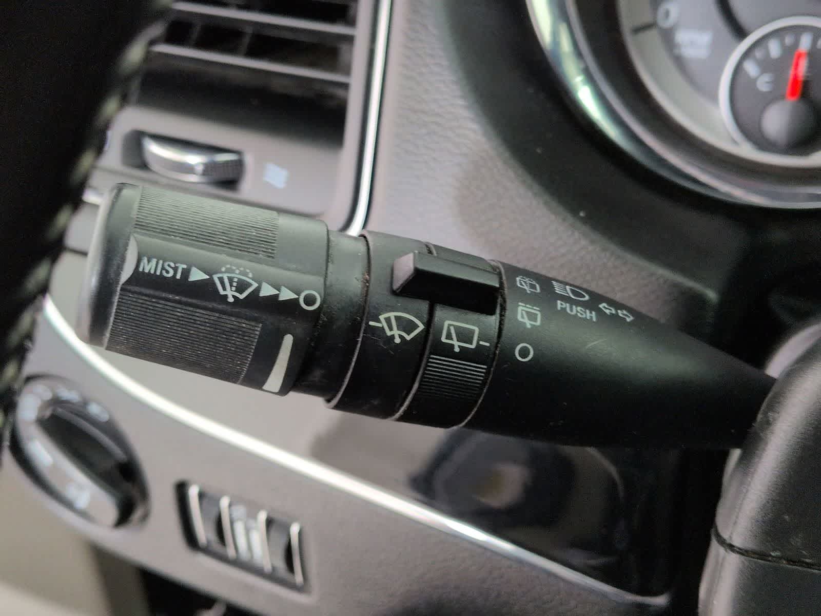 Thumbnail: 2019 Dodge Grand Caravan - 26