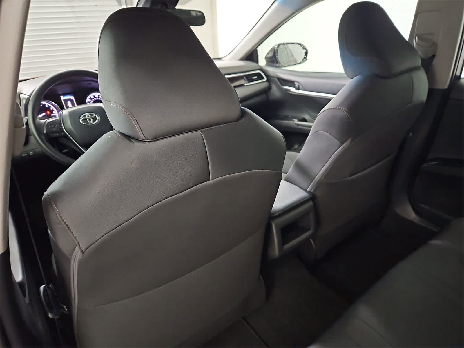 Thumbnail: 2018 Toyota Camry - 18