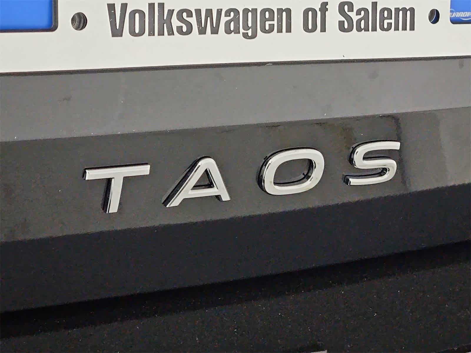 Thumbnail: 2025 Volkswagen Taos - 11