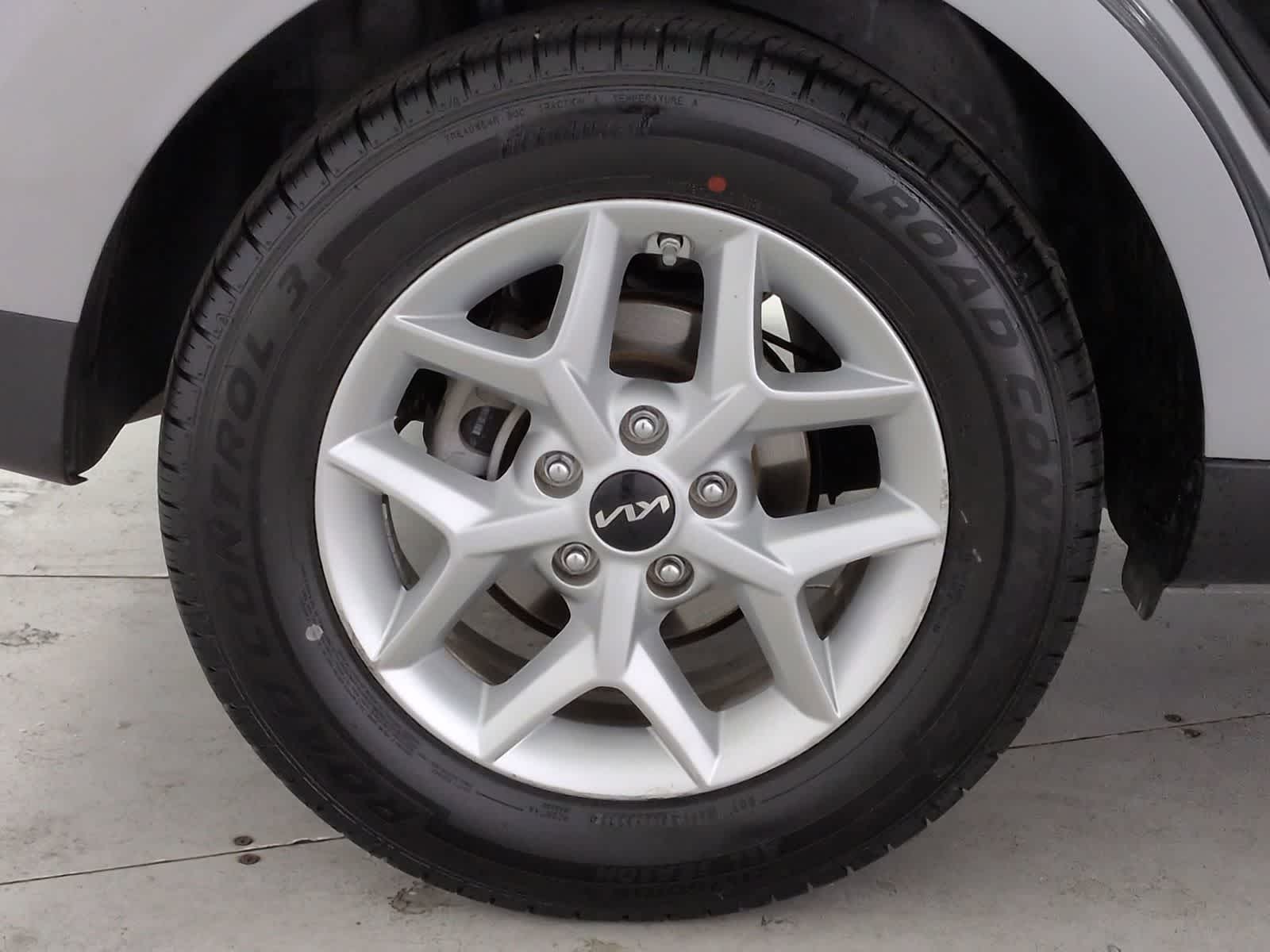 Thumbnail: 2023 Kia Soul - 12