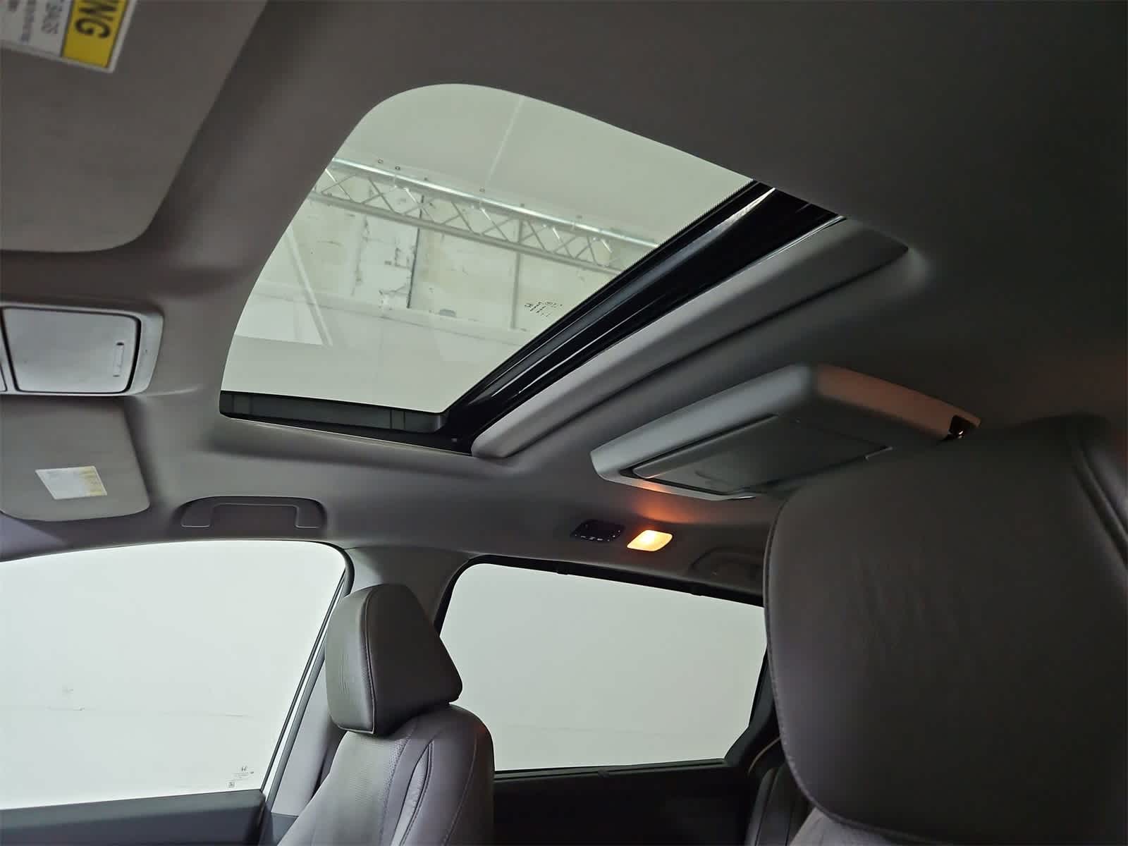 Thumbnail: 2019 Honda Odyssey - 19