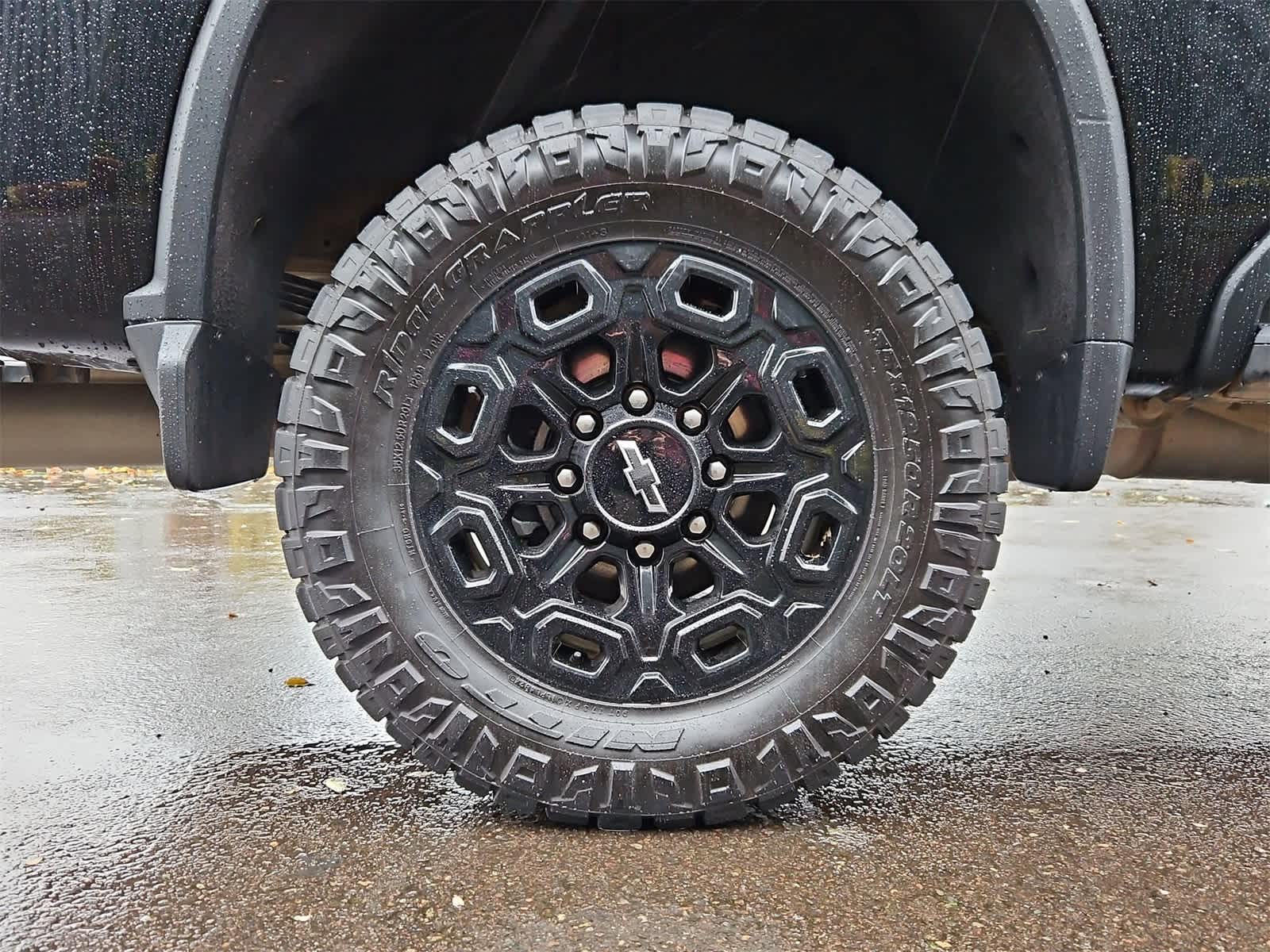 Thumbnail: 2024 Chevrolet Silverado 2500 - 13