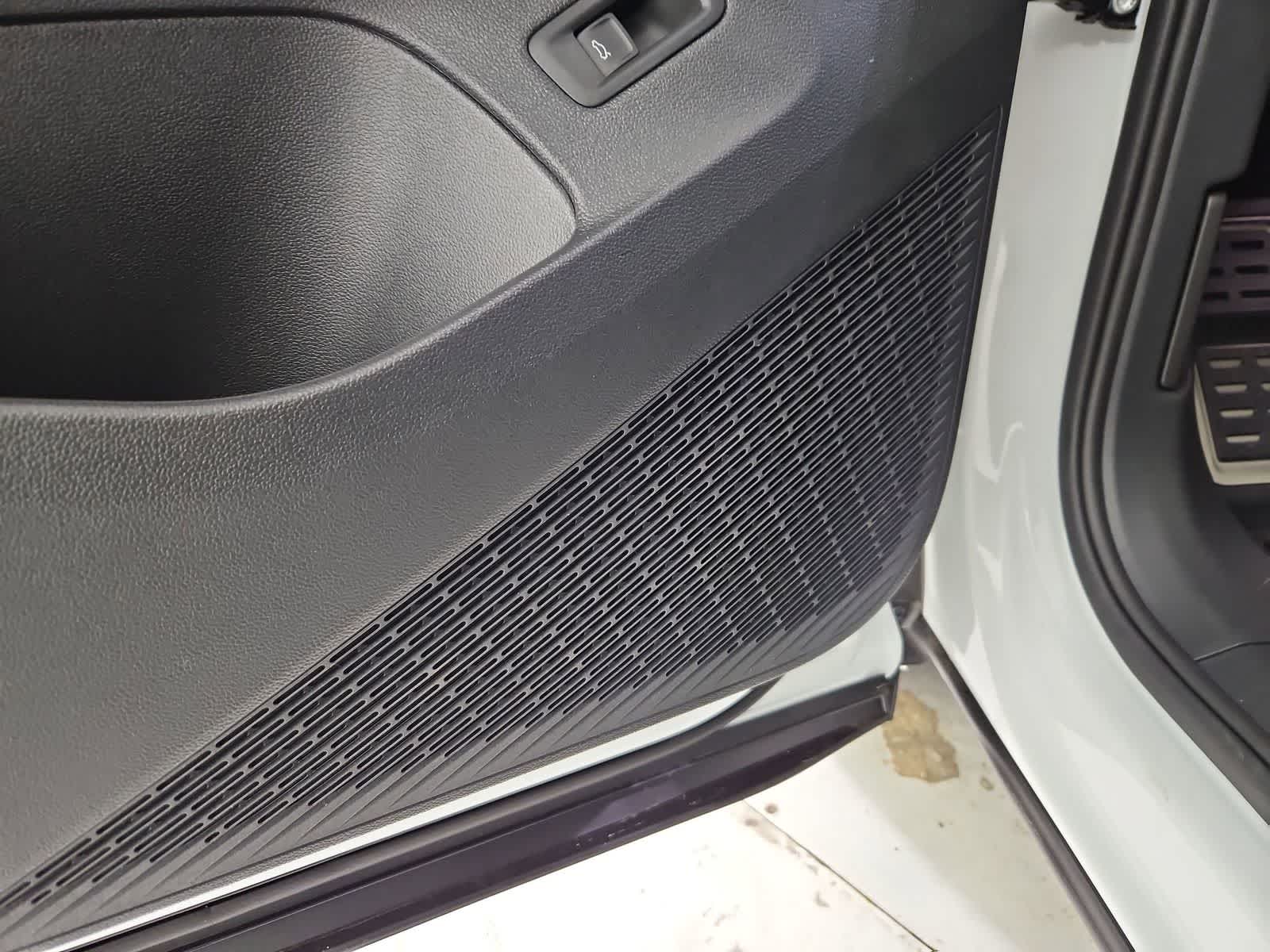 Thumbnail: 2026 Volkswagen Atlas - 32