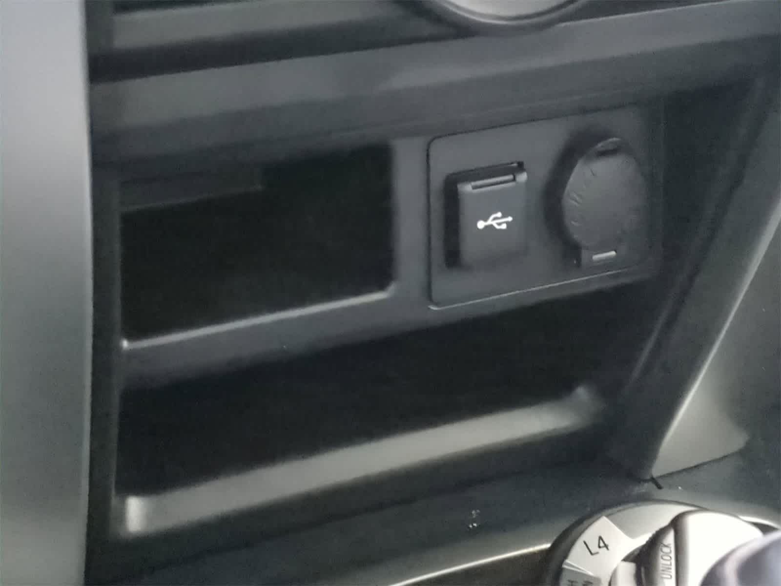 Thumbnail: 2022 Toyota 4Runner - 29