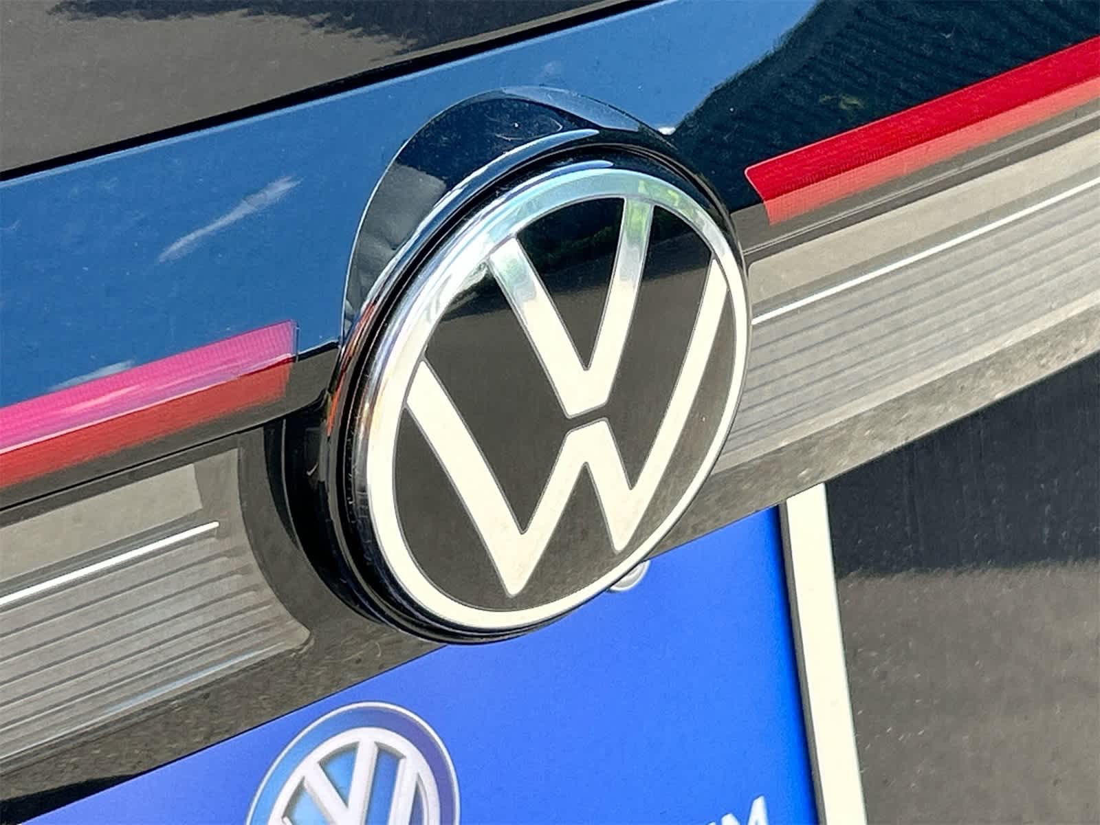 Thumbnail: 2025 Volkswagen Taos - 11