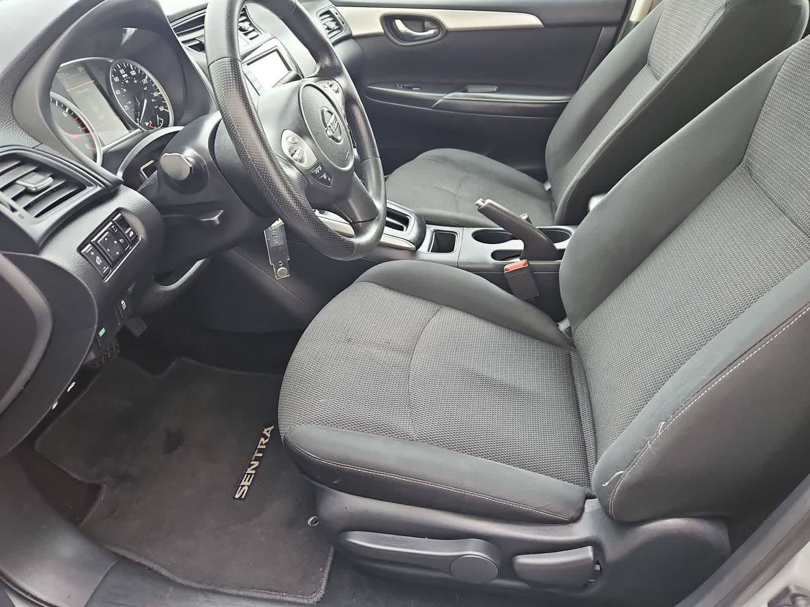 Thumbnail: 2019 Nissan Sentra - 16