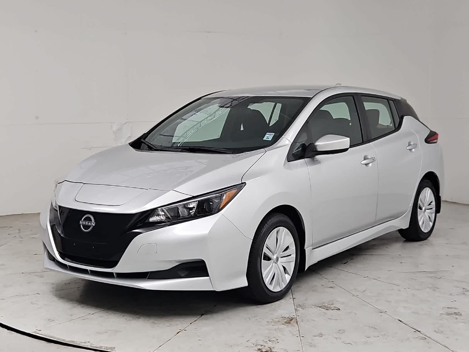 2025 Nissan Leaf S