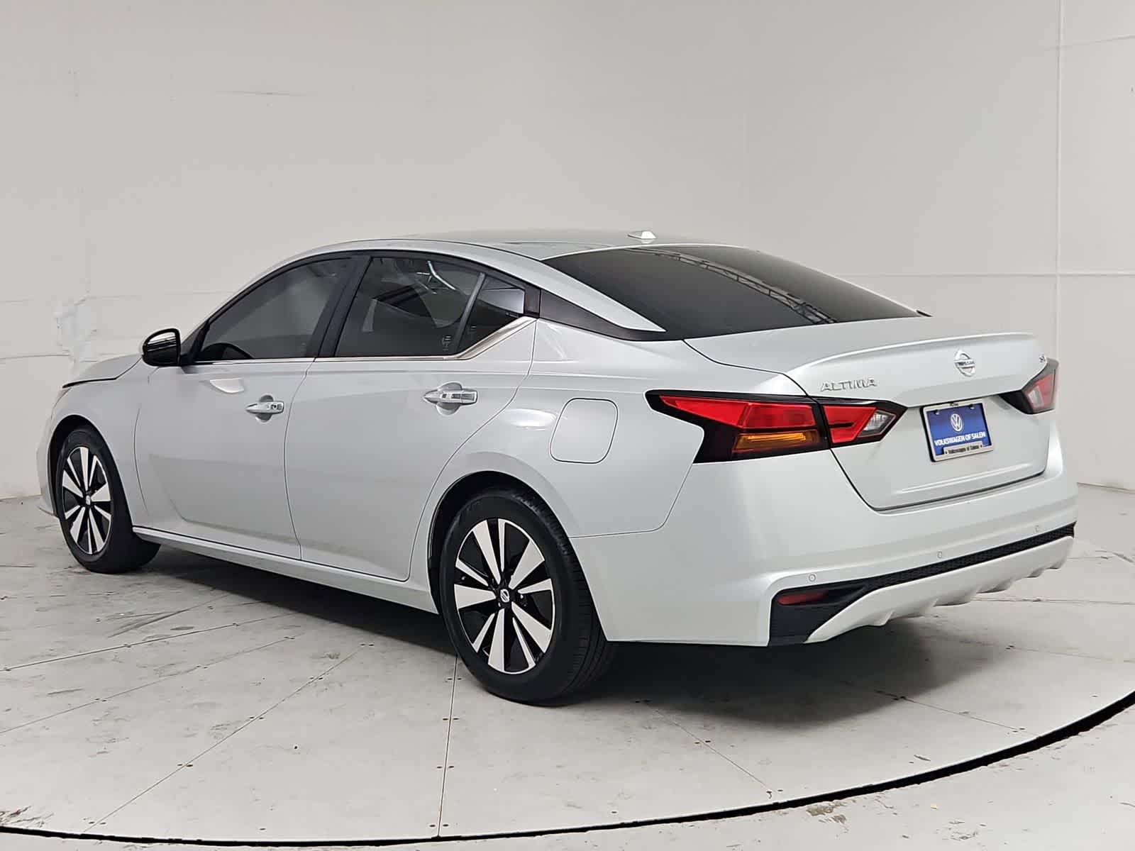 Thumbnail: 2021 Nissan Altima - 4