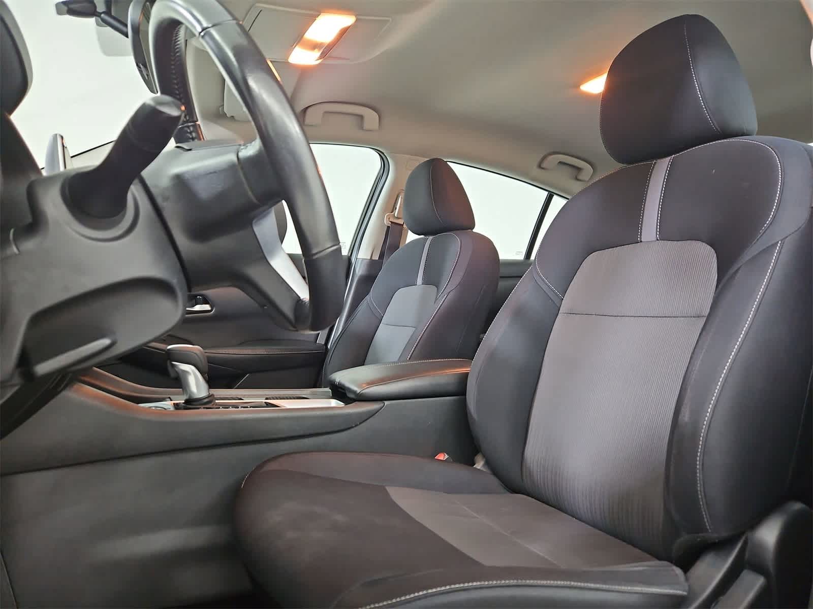 Thumbnail: 2021 Nissan Sentra - 16