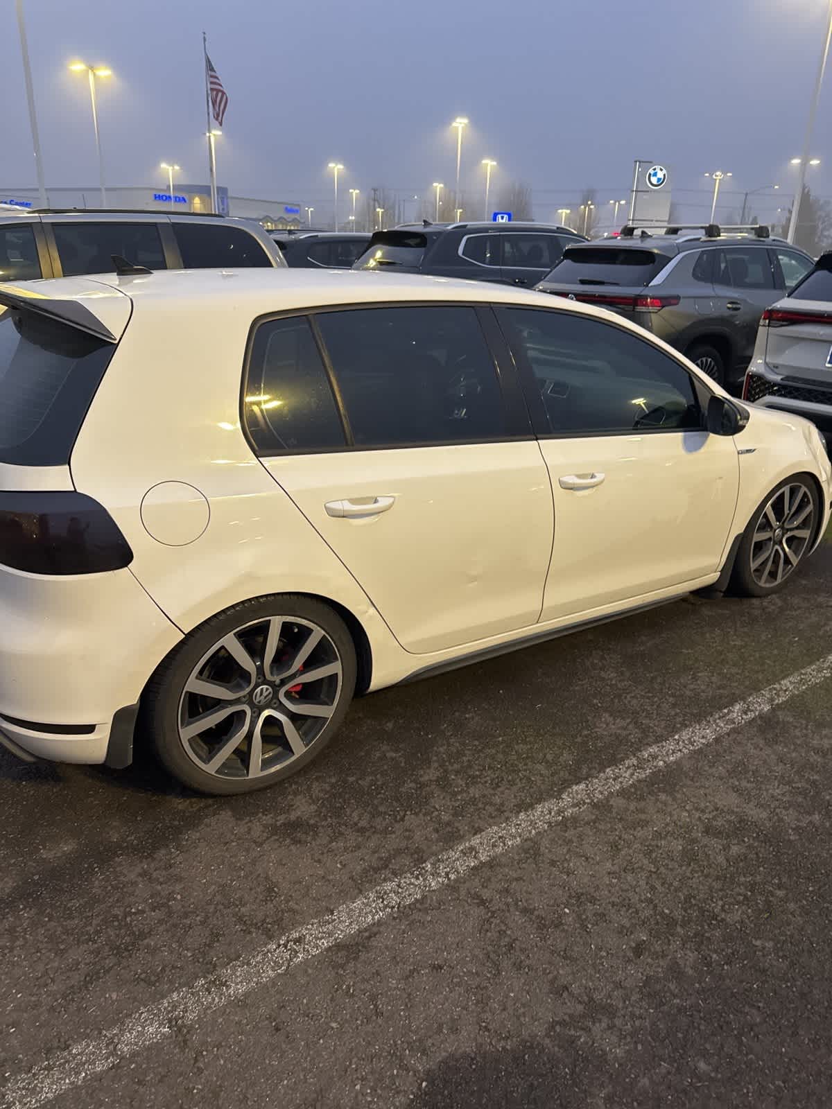 Thumbnail: 2014 Volkswagen Golf - 2