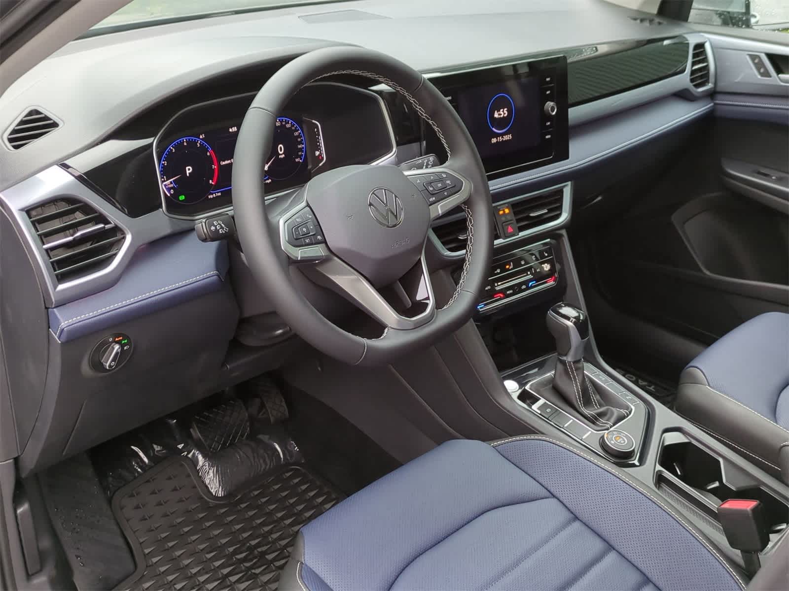 Thumbnail: 2025 Volkswagen Taos - 2