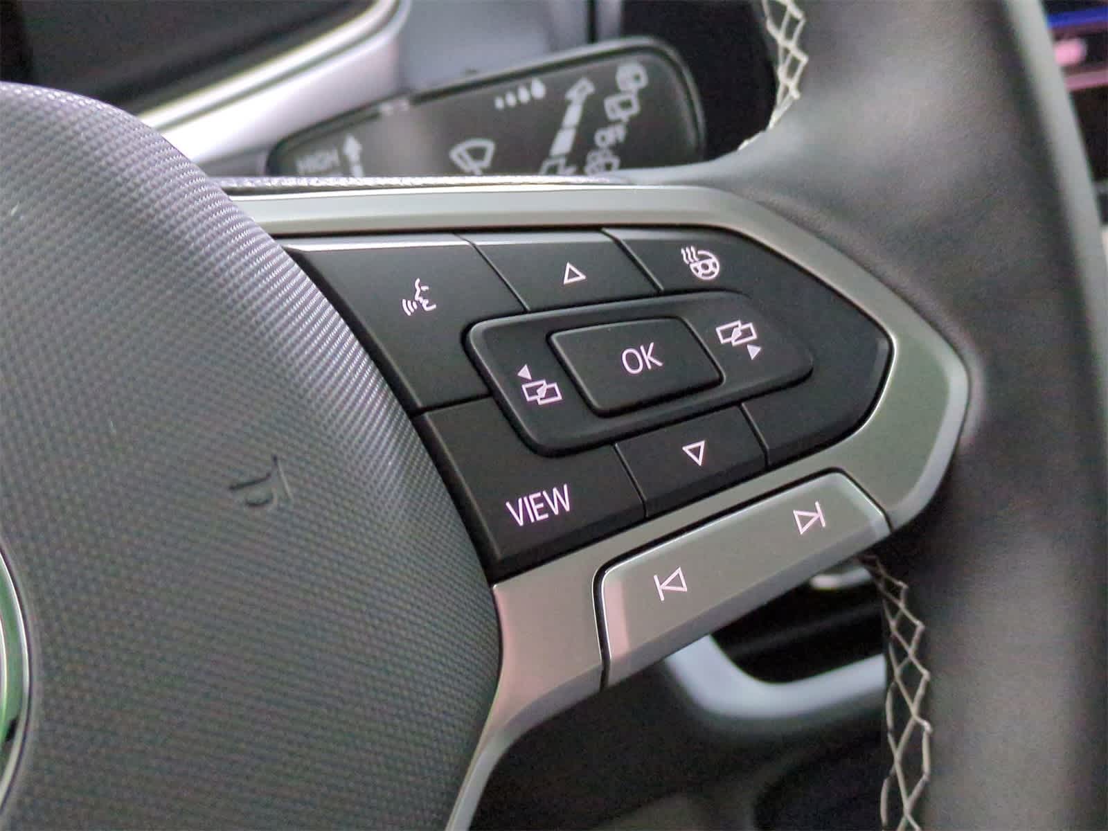 Thumbnail: 2025 Volkswagen Taos - 25