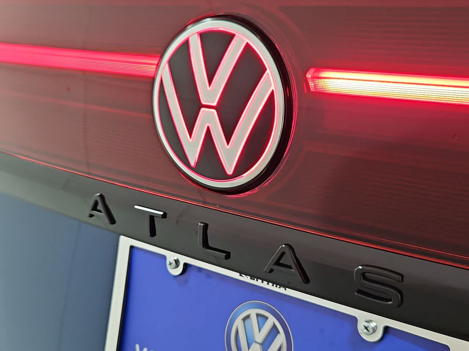 Thumbnail: 2026 Volkswagen Atlas - 12