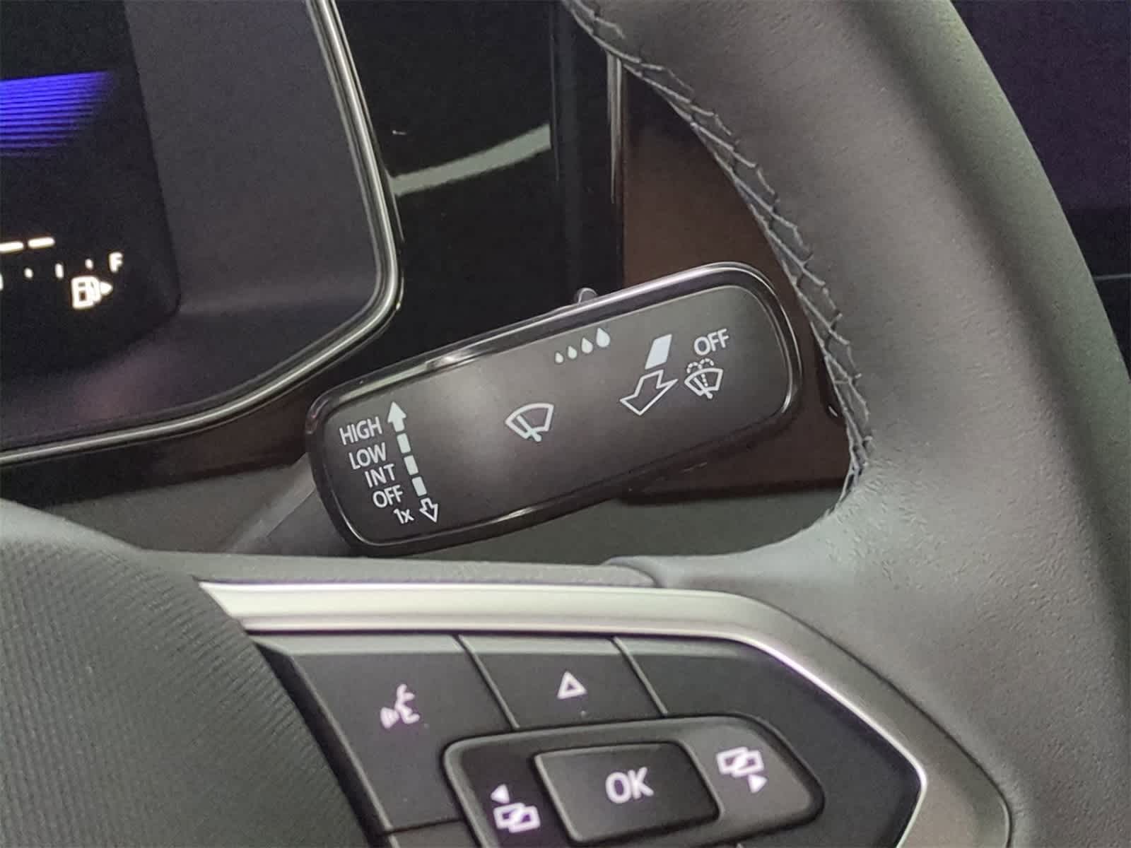 Thumbnail: 2025 Volkswagen Jetta - 25